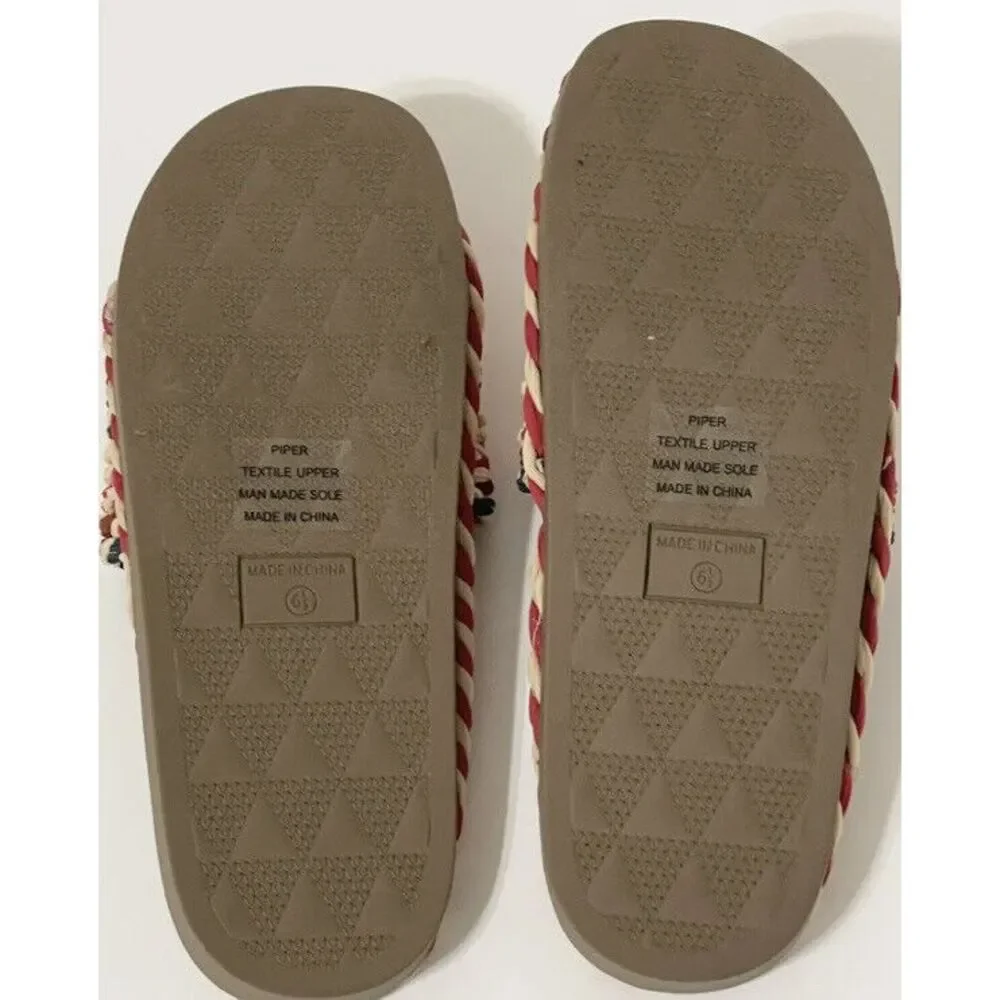 New in Box Crown & Ivy Women's Piper Slide-On Sandals Red‎ Multi Size 6.5